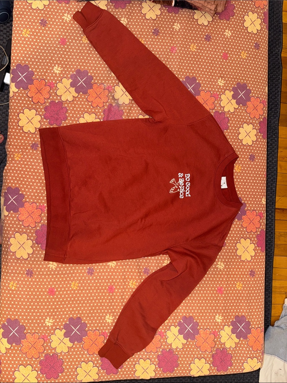 H&M Rust Red Crewneck Sweatshirt with White Graphic